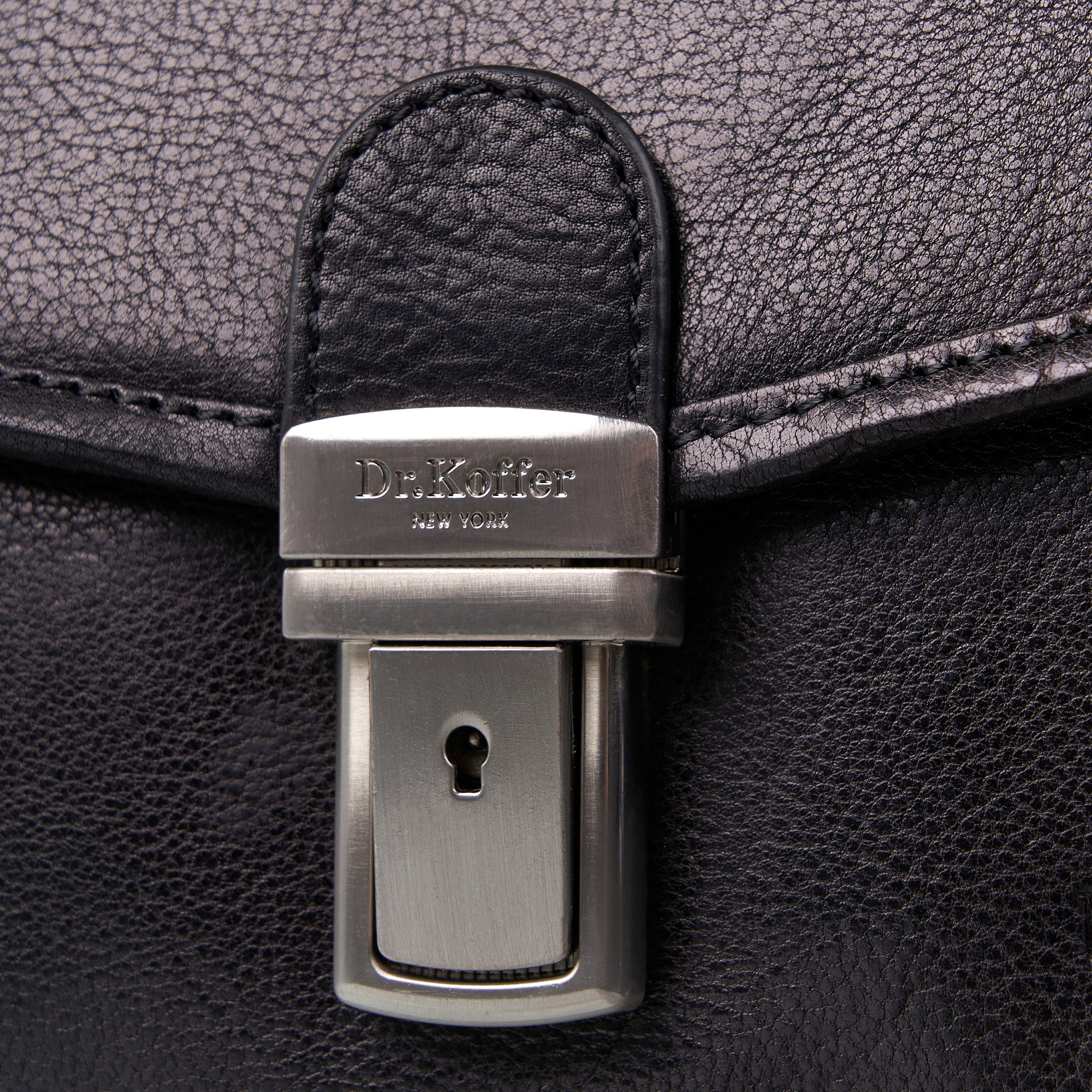 b402102-245-04 сумка-визитка B402102-245-04 с промокодом