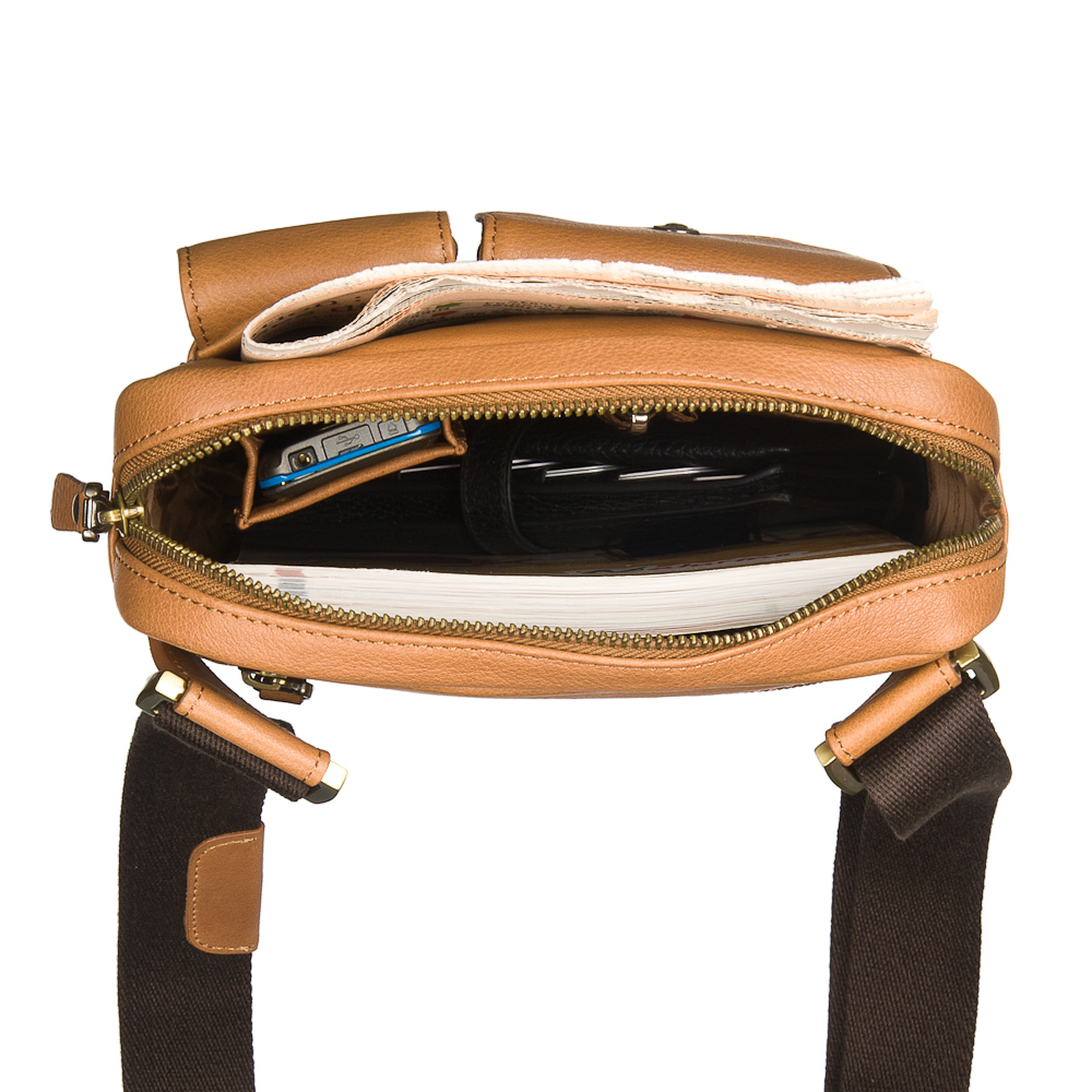 Сумка через плечо Dr.Koffer из натуральной кожи коричневая