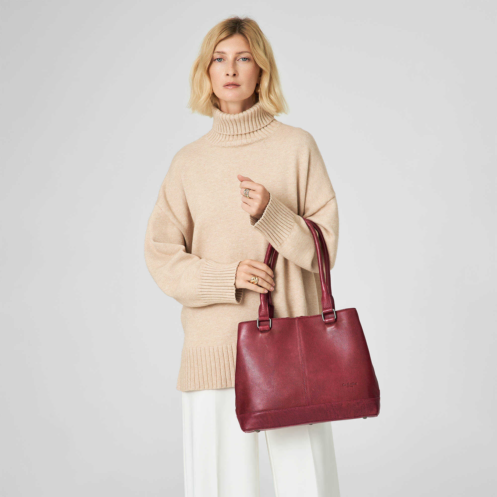 w620127-112-03 женская сумка W620127-112-03 на официальном сайте