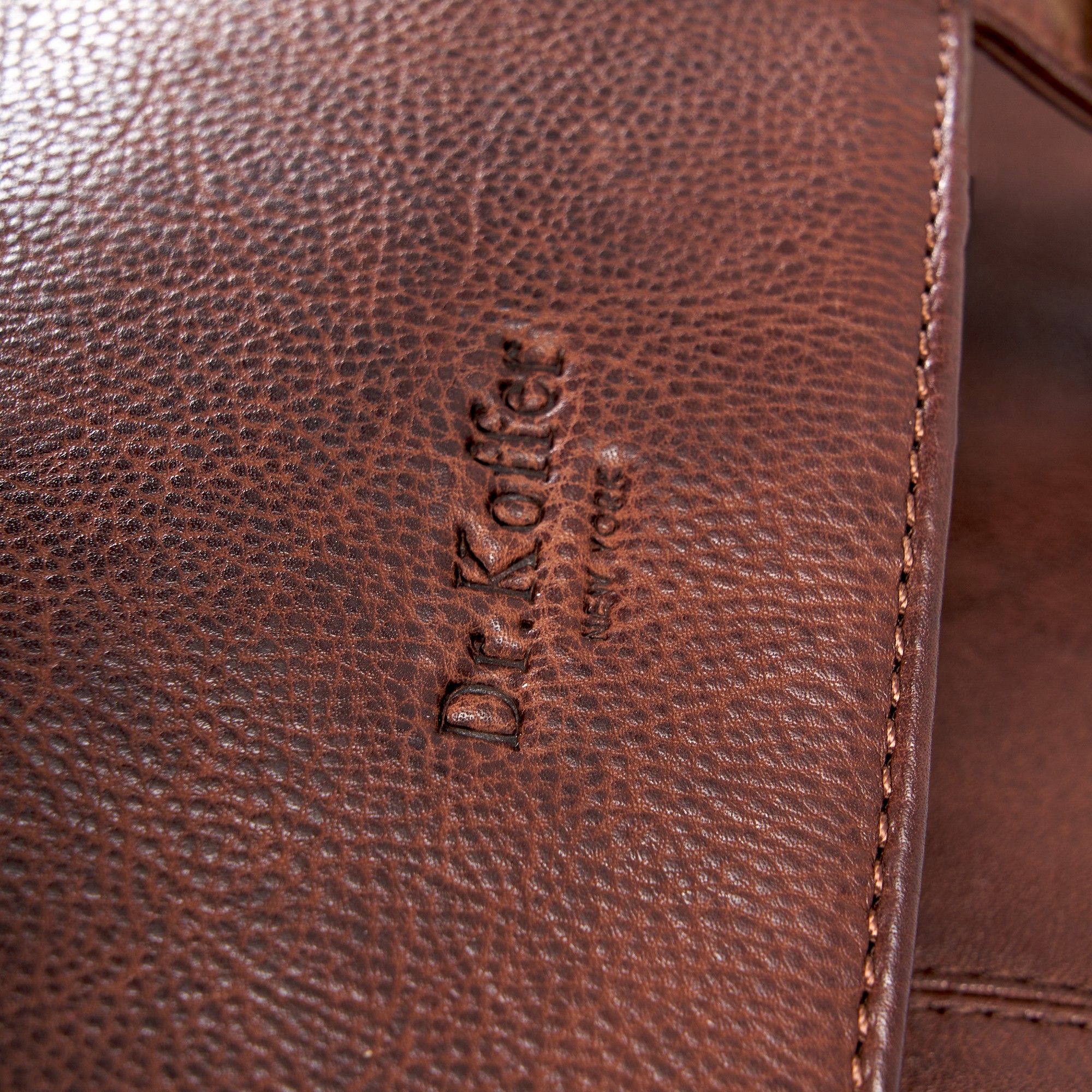 p402111-248-09 портфель P402111-248-09 купить с доставкой