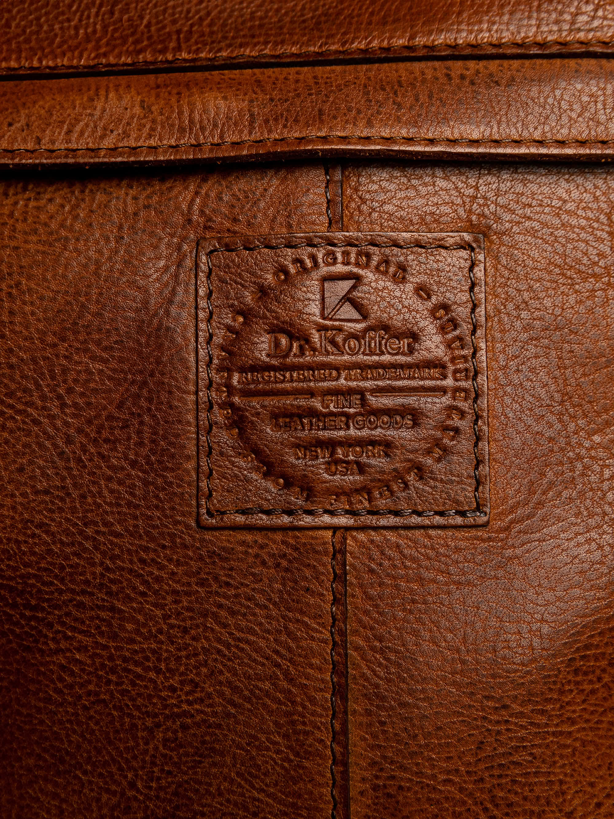 m402897-110-05 рюкзак M402897-110-05 на официальном сайте