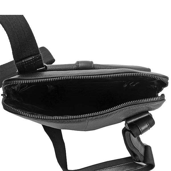 Сумка через плечо Dr.Koffer из натуральной кожи черная