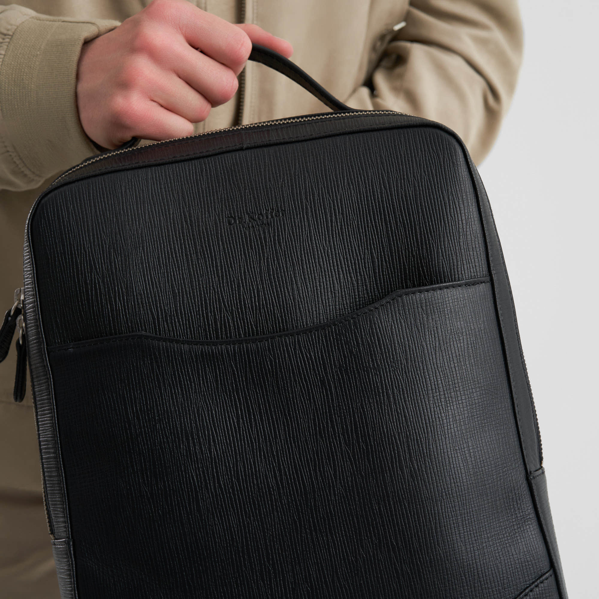 b402696-124-04 рюкзак B402696-124-04 по распродаже