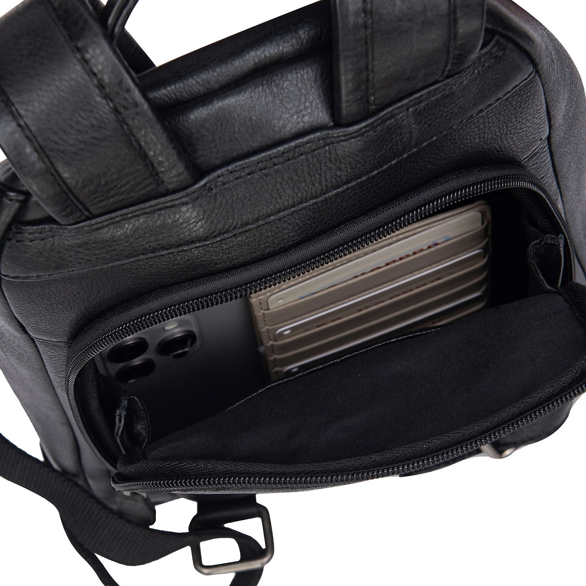 Рюкзак Dr.Koffer из натуральной кожи черный