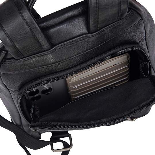 Рюкзак Dr.Koffer из натуральной кожи черный