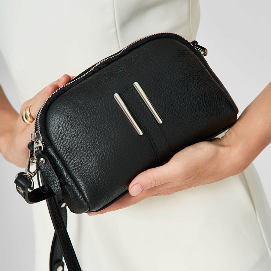 Женская сумка Dr. Koffer из натуральной кожи черная