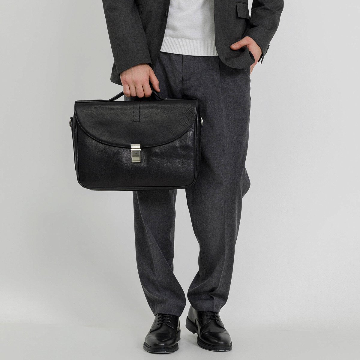 Портфель Dr.Koffer из натуральной кожи черный