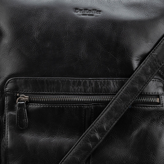 Сумка через плечо Dr.Koffer из натуральной кожи черная