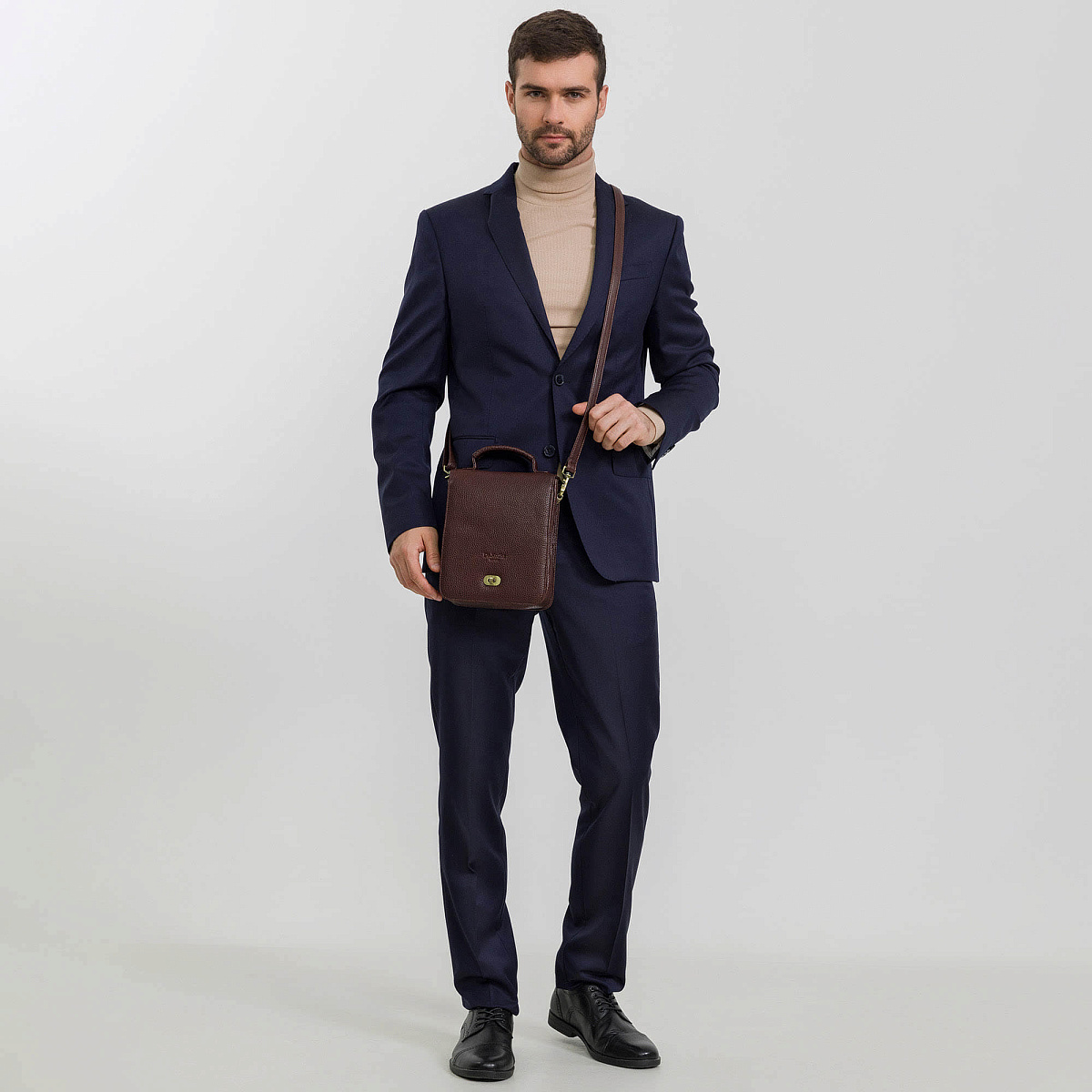 Сумка через плечо Dr.Koffer из натуральной кожи коричневая