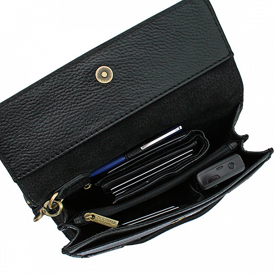 Черная кожаная сумка-визитка с карманом для визиток на обратной стороне Dr.Koffer B402107-01-04