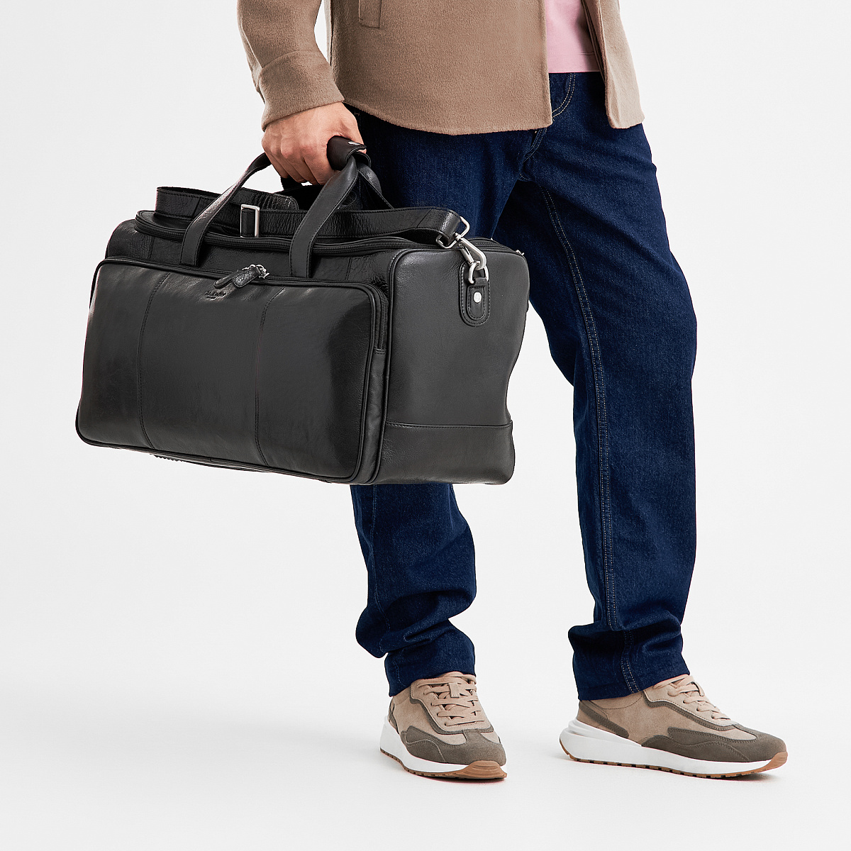 Сумка дорожная Dr.Koffer из натуральной кожи черная