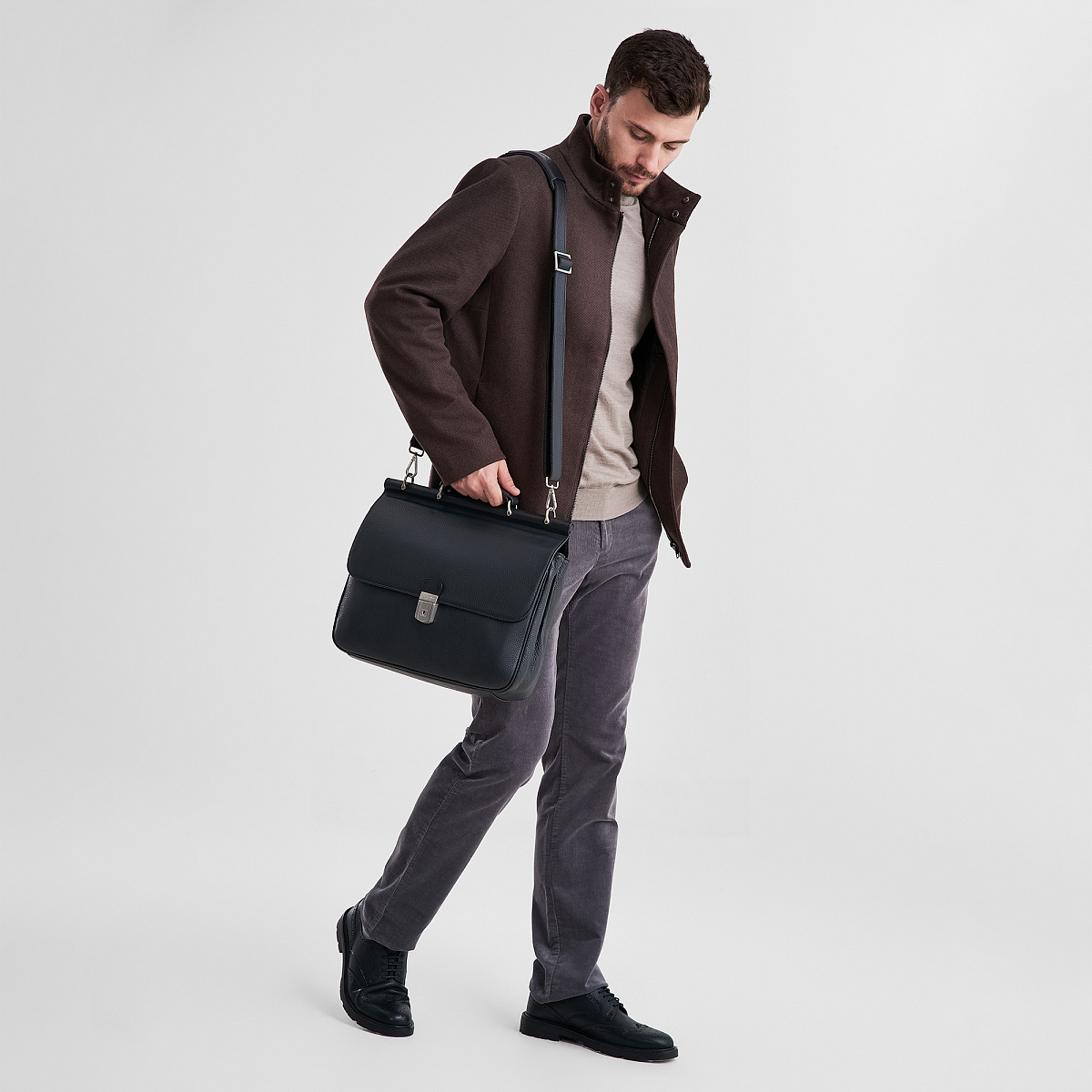 Портфель Dr.Koffer из натуральной кожи черный