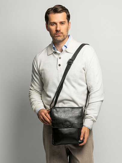 Сумка через плечо Dr.Koffer из натуральной кожи черная