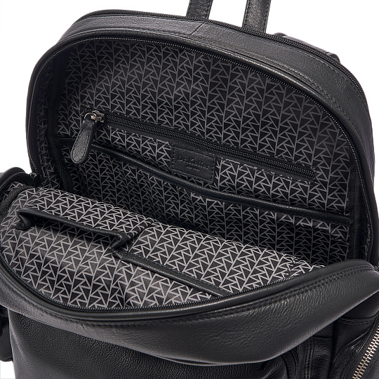 Рюкзак Dr.Koffer из натуральной кожи черный