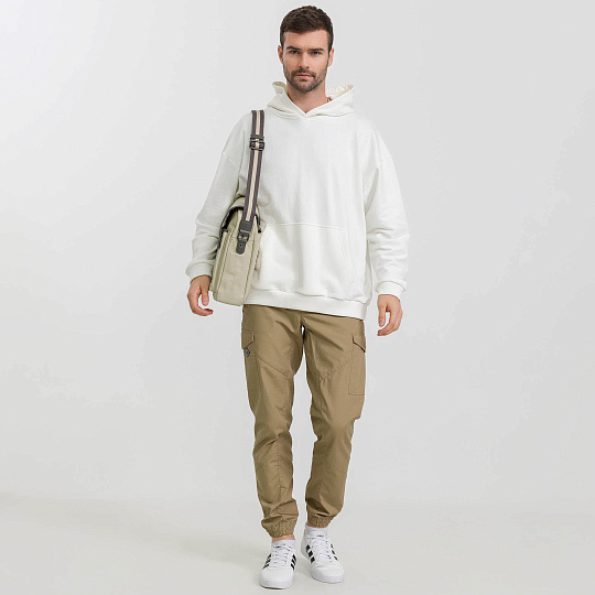 Сумка через плечо Dr.Koffer из натуральной кожи бежевая