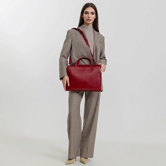 Женская сумка Dr.Koffer из натуральной кожи красная