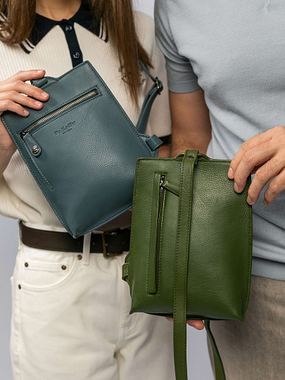 Сумка через плечо Dr.Koffer из натуральной кожи голубая