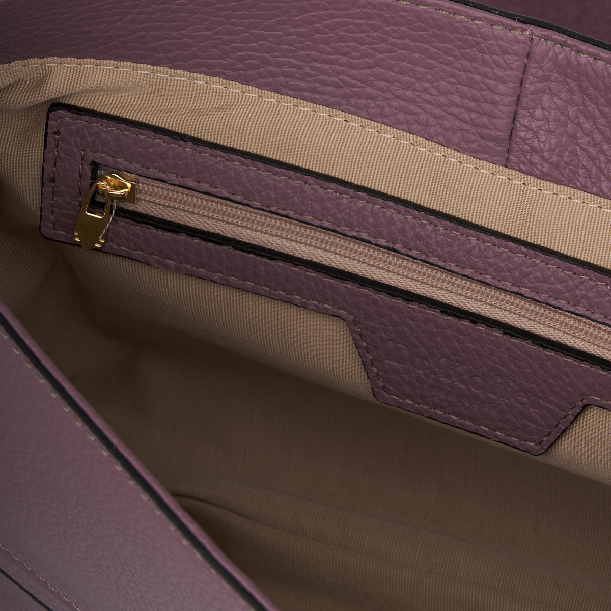 Женская сумка Dr. Koffer из натуральной кожи фиолетовая