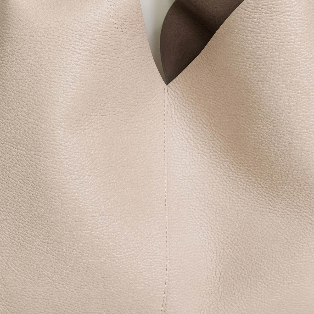 Женская сумка Dr.Koffer из натуральной кожи розовая