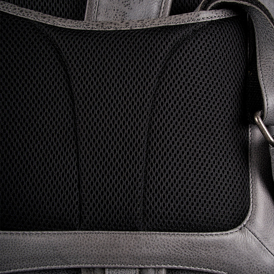 Рюкзак Dr.Koffer из натуральной кожи черный