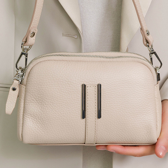 Женская сумка Dr. Koffer из натуральной кожи бежевая