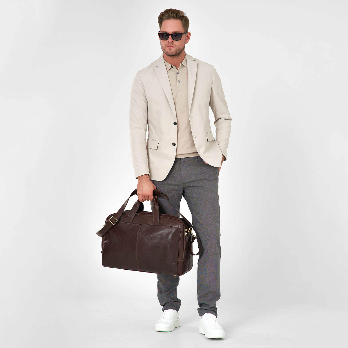 Сумка дорожная Dr.Koffer из натуральной кожи коричневая