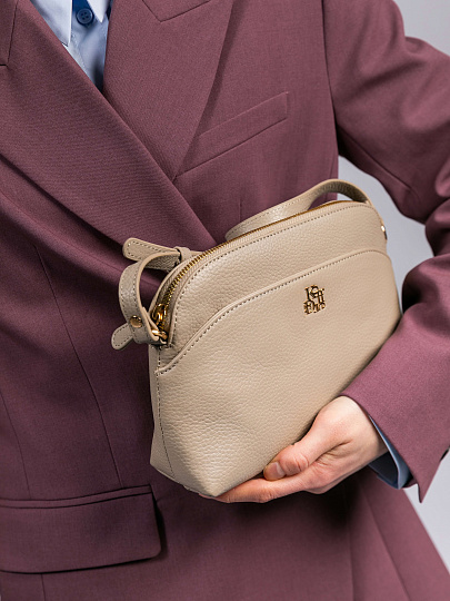 Женская сумка Dr. Koffer из натуральной кожи бежевая