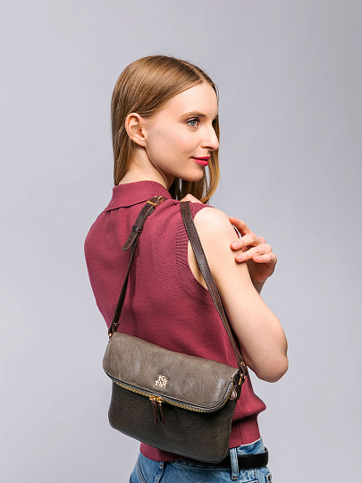 Женская сумка Dr. Koffer из натуральной кожи серая