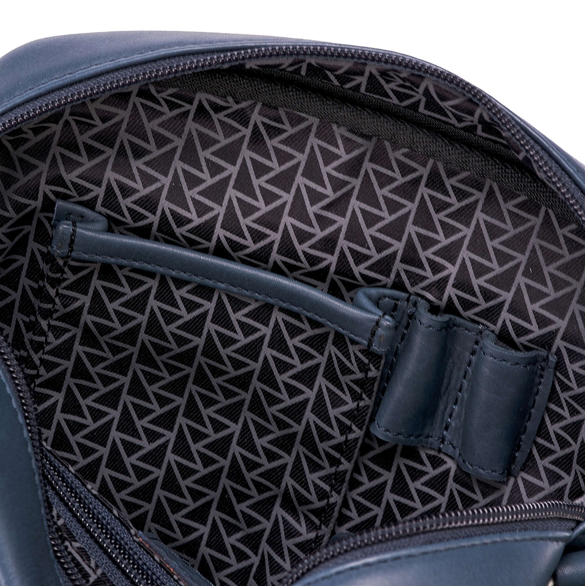 Сумка через плечо Dr.Koffer из натуральной кожи синяя