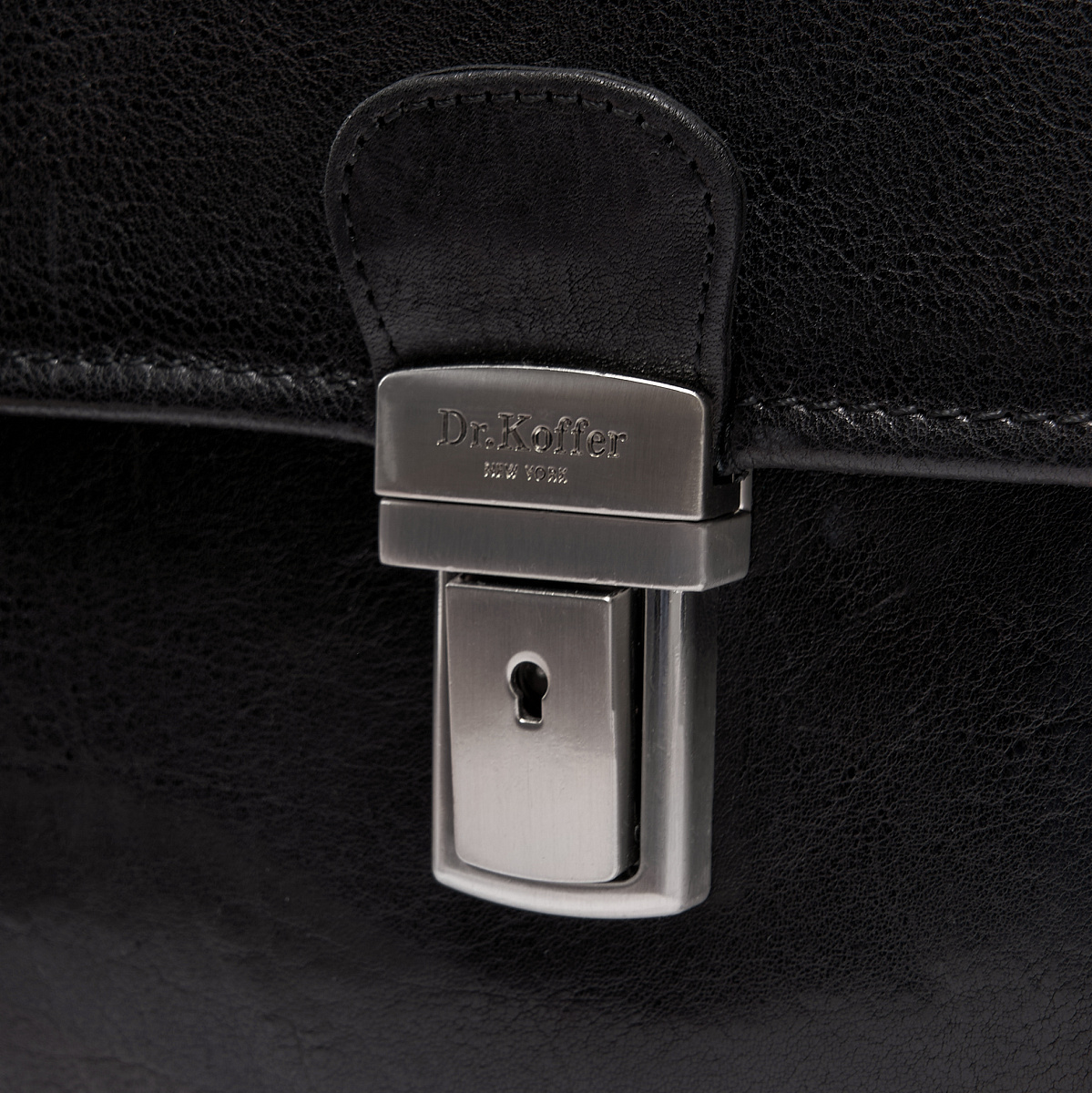 Портфель Dr.Koffer из натуральной кожи черный