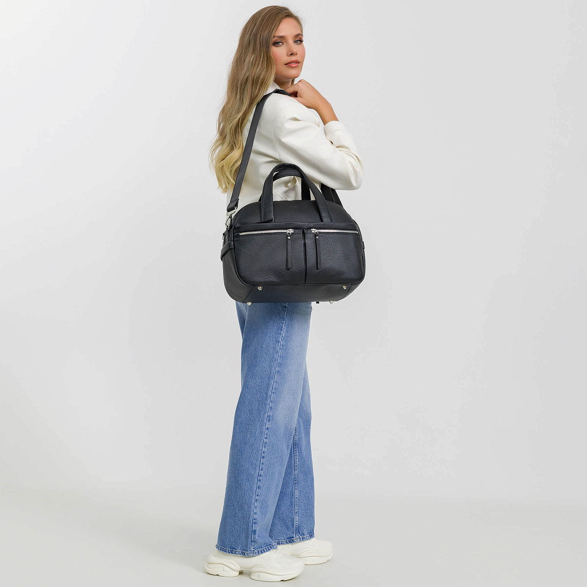 Сумка дорожная Dr.Koffer из натуральной кожи черная