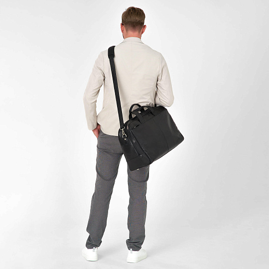 Сумка дорожная Dr.Koffer из натуральной кожи черная