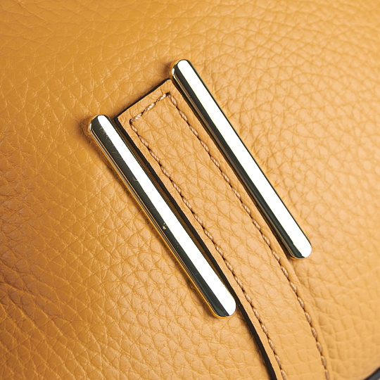 Женская сумка Dr. Koffer из натуральной кожи оранжевая