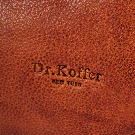 Сумка через плечо Dr.Koffer из натуральной кожи коричневая