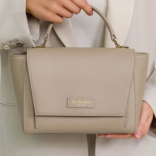 Женская сумка  Dr. Koffer из натуральной кожи бежевая