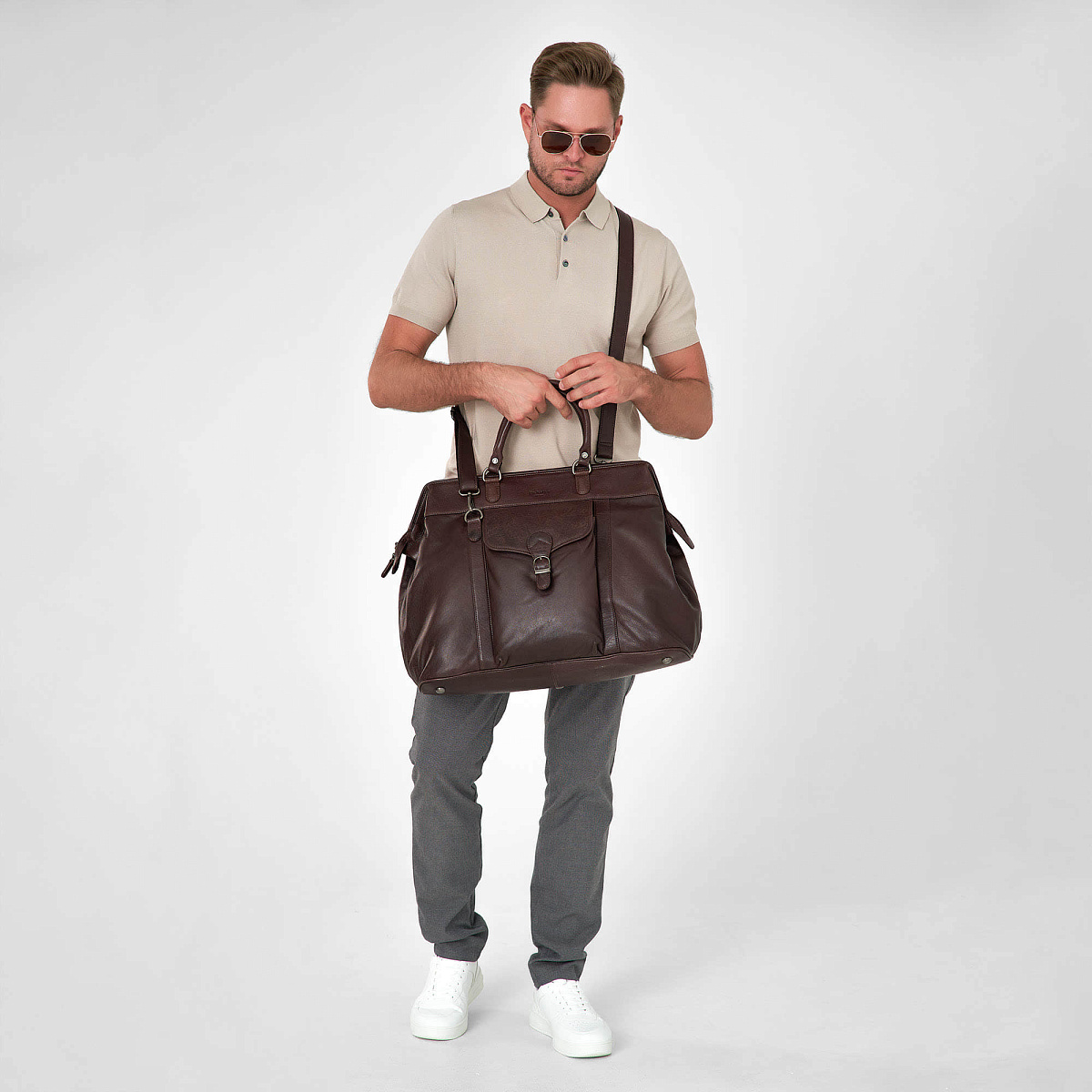 Сумка дорожная Dr.Koffer из натуральной кожи коричневая