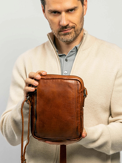 Сумка через плечо Dr.Koffer из натуральной кожи коричневая