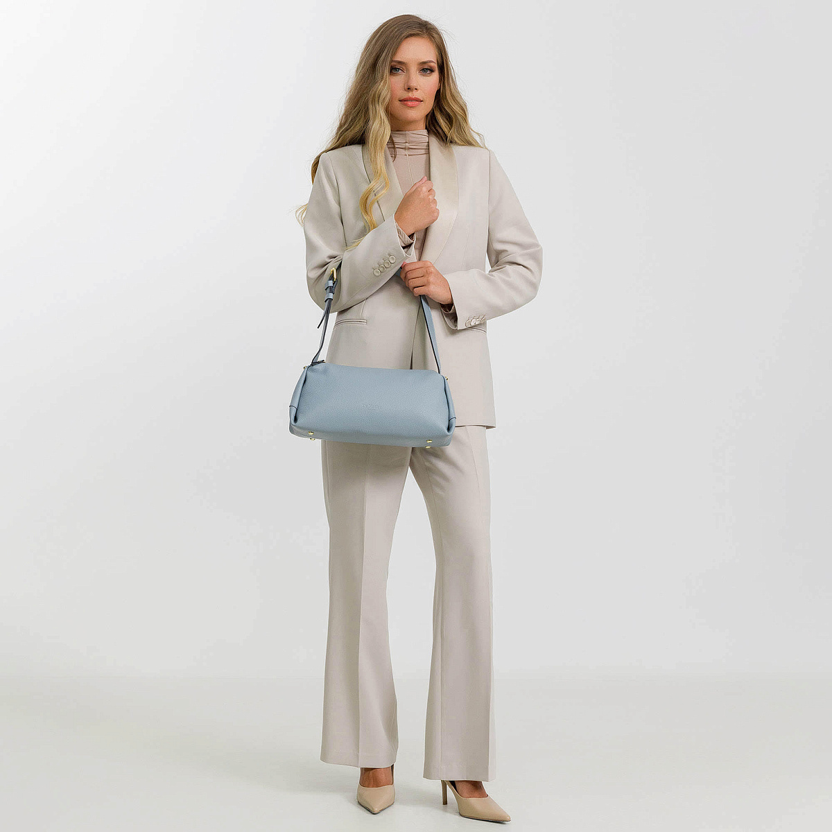 Женская сумка Dr. Koffer из натуральной кожи голубая