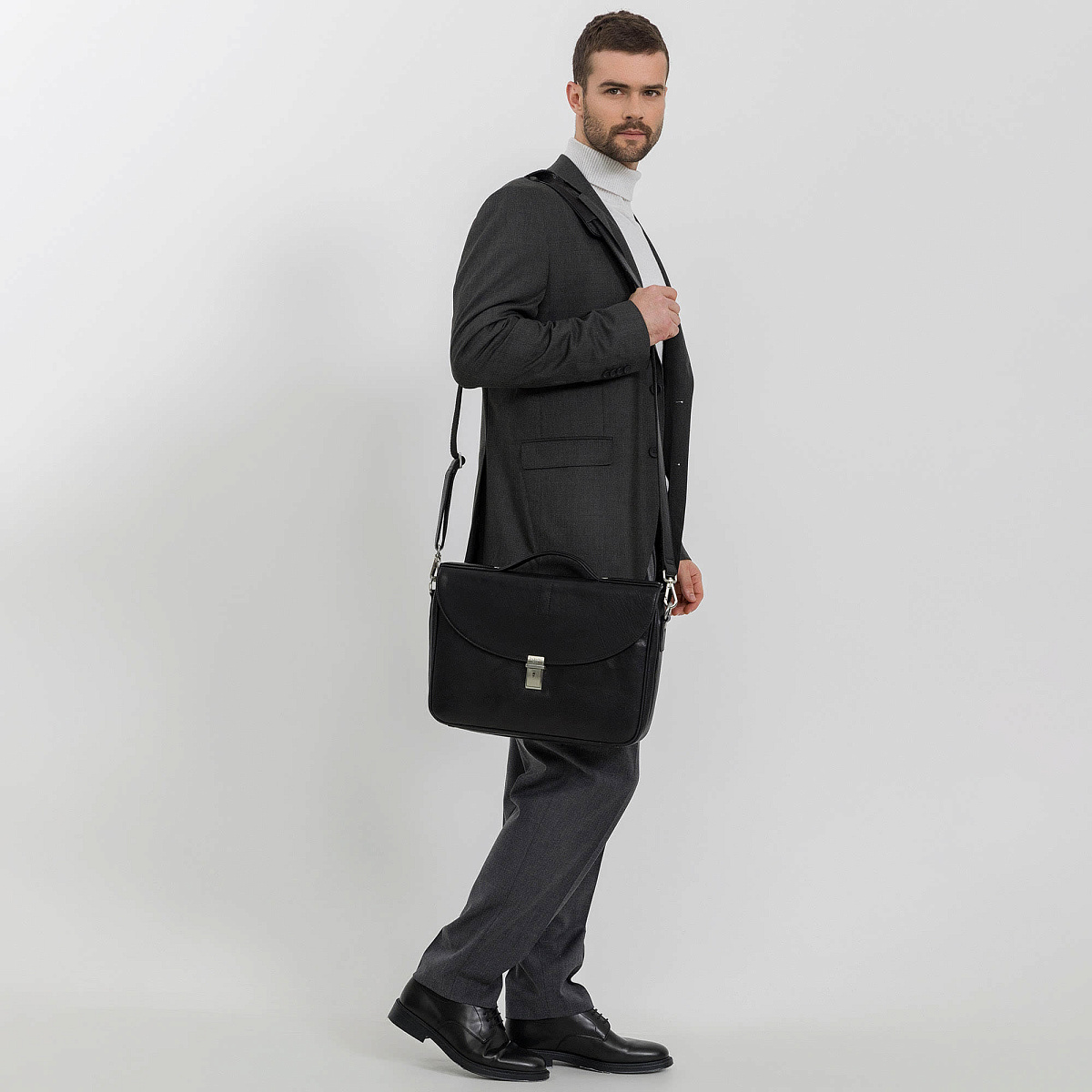 Портфель Dr.Koffer из натуральной кожи черный