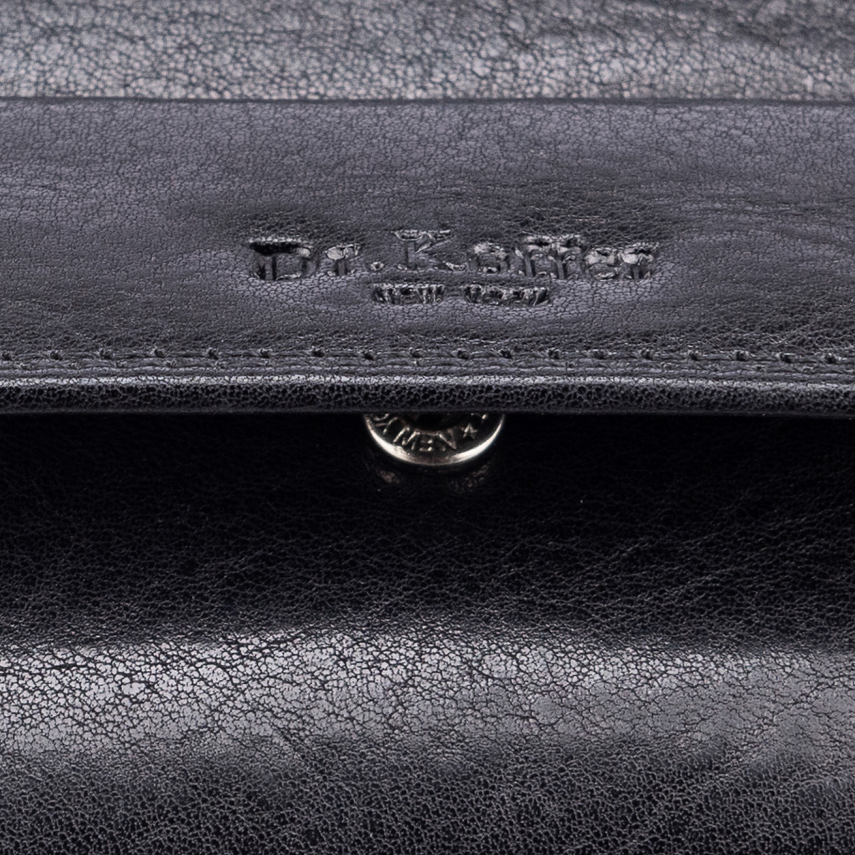 Ключница Dr.Koffer из натуральной кожи черная