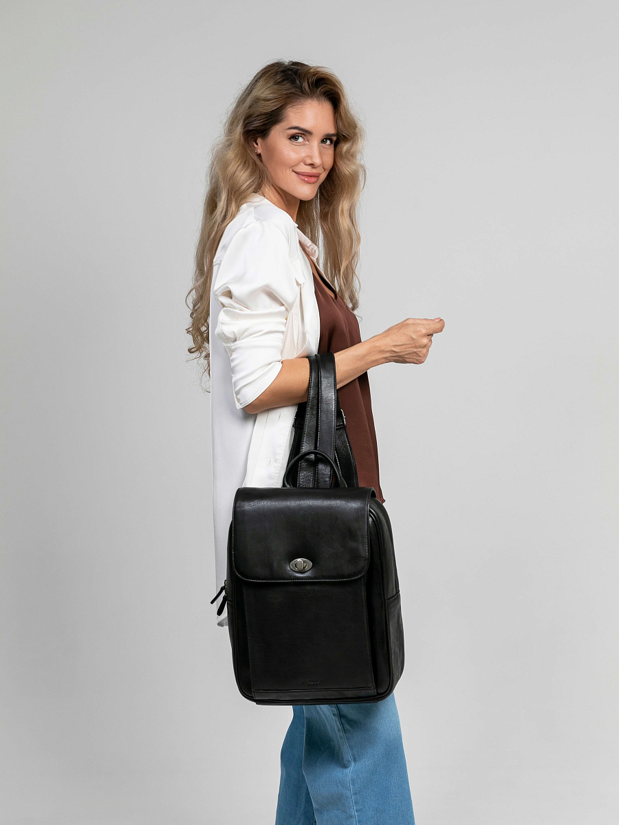 Рюкзак Dr.Koffer из натуральной кожи черный