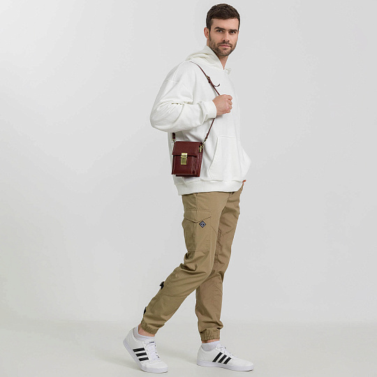 Сумка через плечо Dr.Koffer из натуральной кожи коричневая