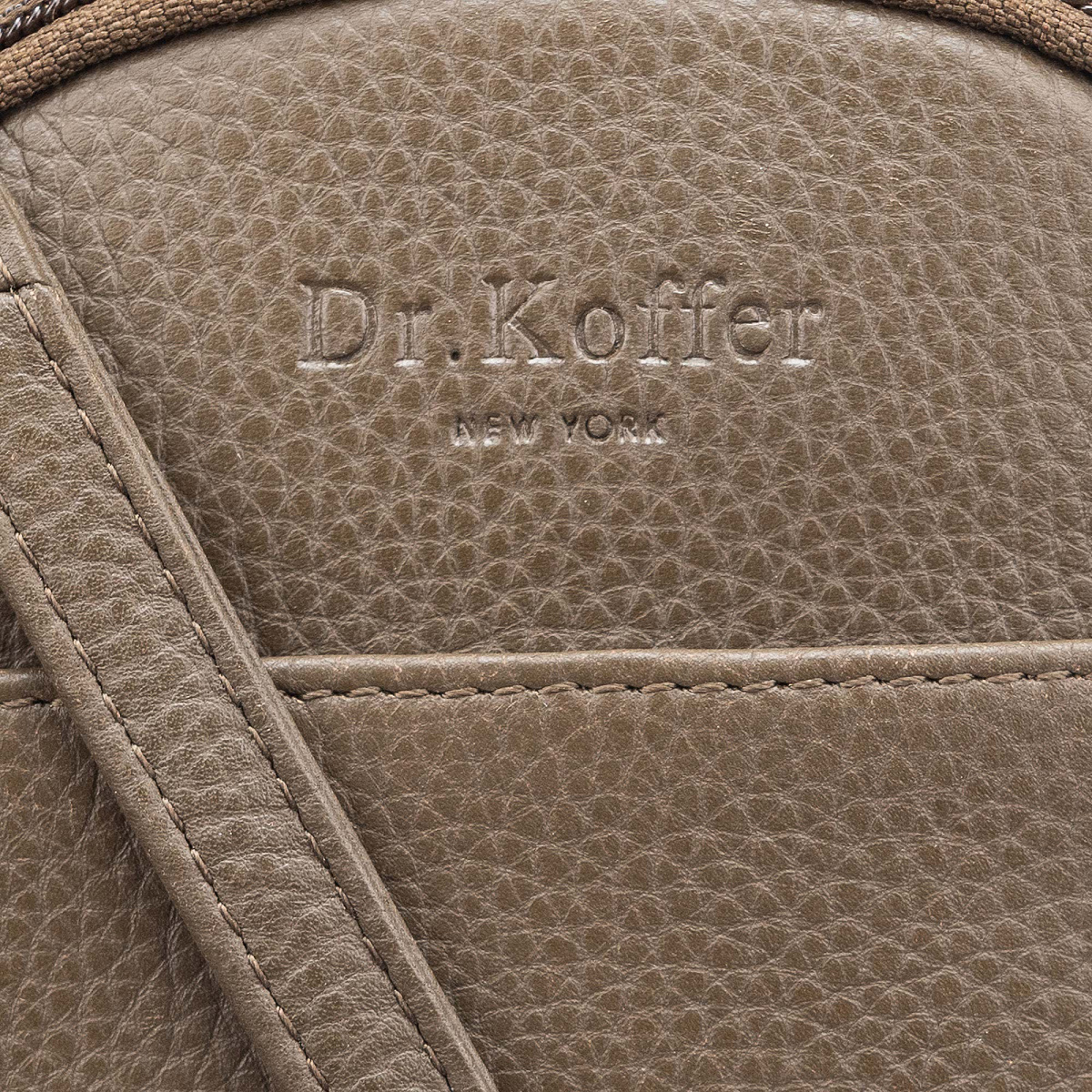 Сумка через плечо Dr.Koffer из натуральной кожи коричневая