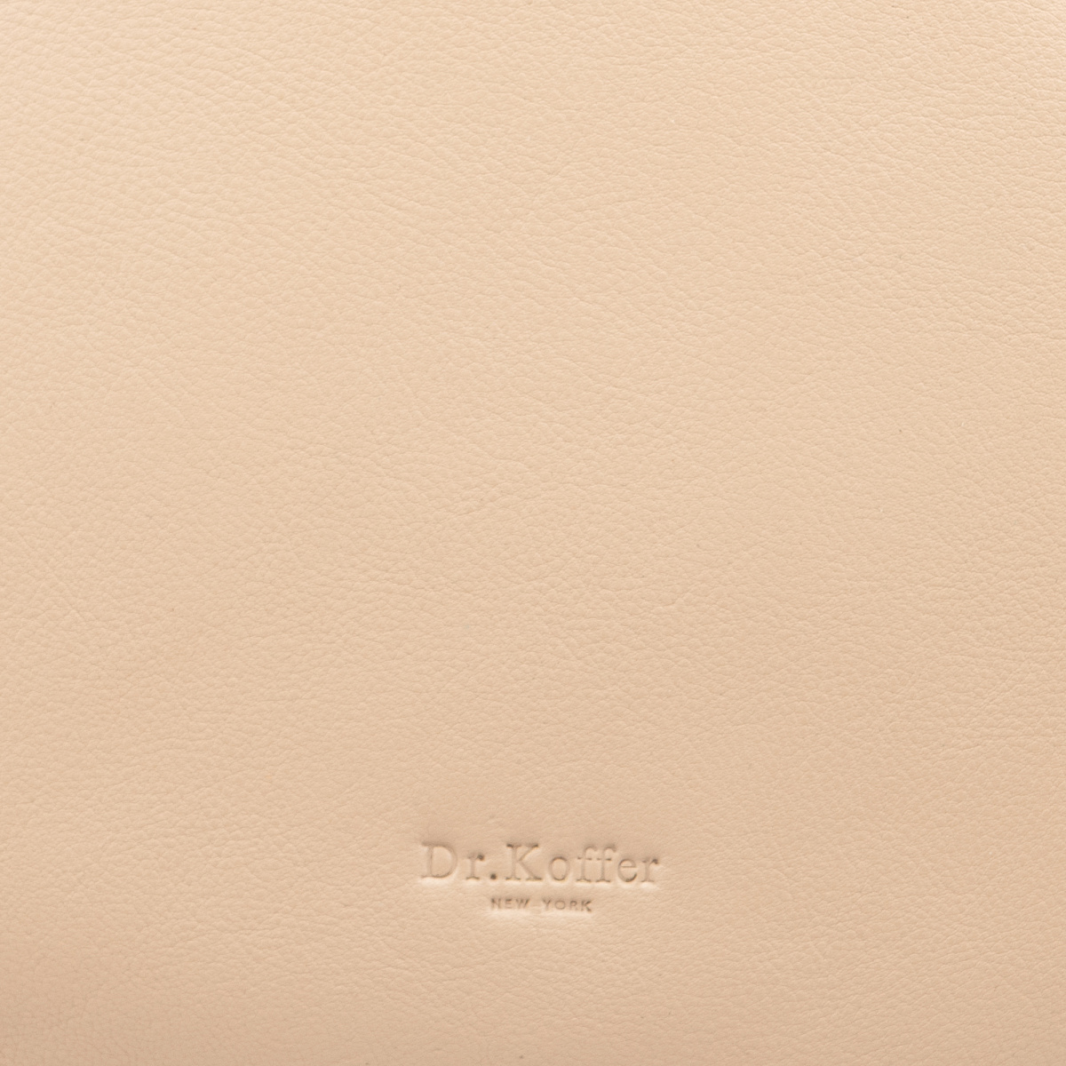 Женская сумка Dr.Koffer из натуральной кожи бежевая