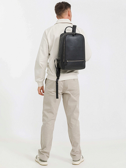 Рюкзак Dr.Koffer из натуральной кожи черный