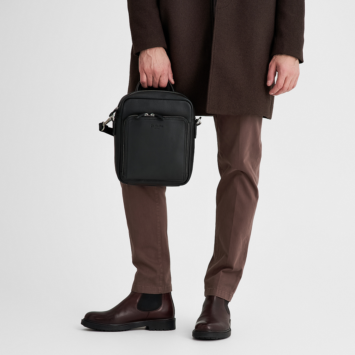 Сумка через плечо Dr.Koffer из натуральной кожи черная