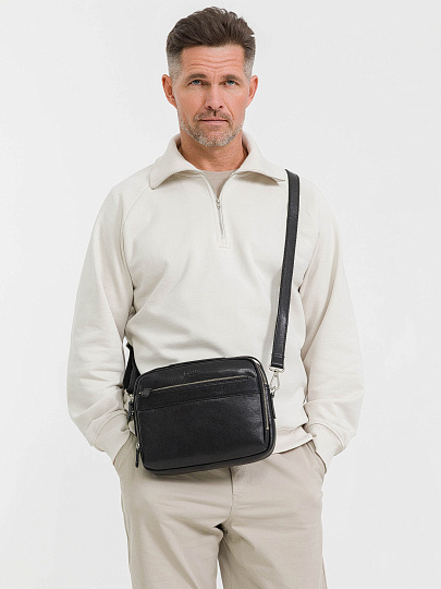 Сумка через плечо Dr.Koffer из натуральной кожи черная