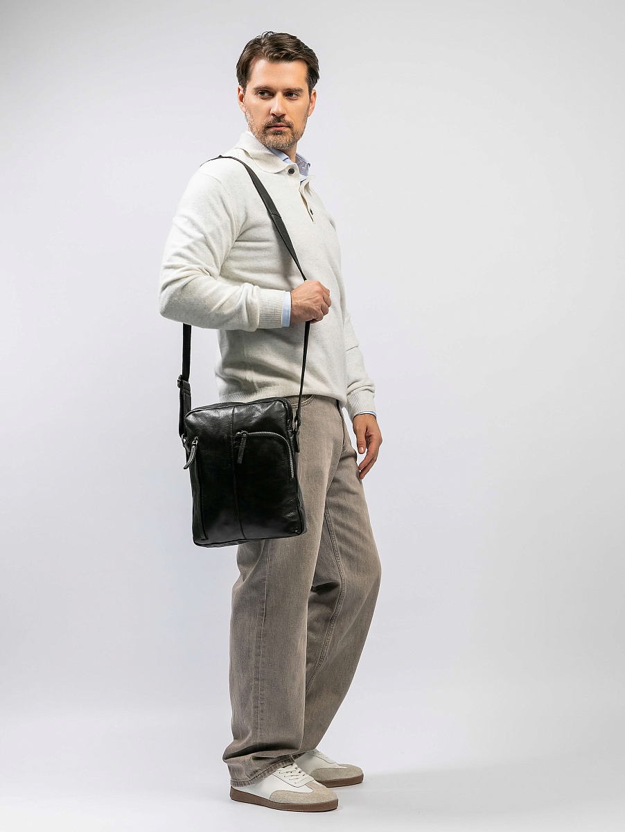 Сумка через плечо Dr.Koffer из натуральной кожи черная