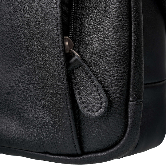 Сумка через плечо Dr.Koffer из натуральной кожи черная