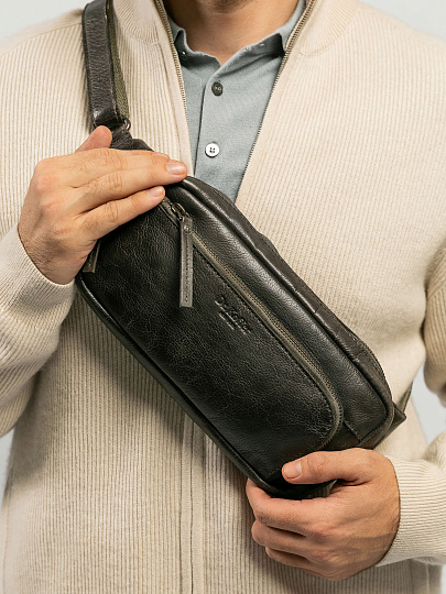 Сумка на пояс Dr. Koffer из натуральной кожи темно-серая